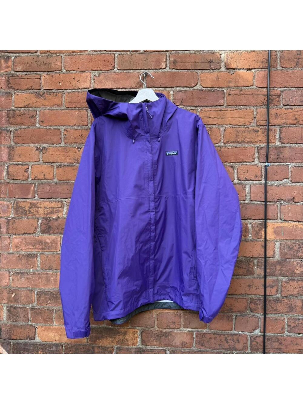Patagonia Torentshell 3L H2NO purple windbreaker from FA20